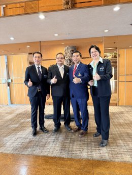 ขาวละออเภสัช ร่วมแสดงความยินดีกับ ดร.วัชรพงษ์ พงษ์บริบูรณ์ ในโอกาสรับตำแหน่ง ประธานชมรมบัวหลวง SME คนที่ 9