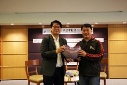  The Producer รุ่นที่ 2 ร่วมฟังบรรยายหัวข้อ สถานการณ์การเมือง เศรษฐกิจและสังคมไทย โอกาสและความท้าทาย