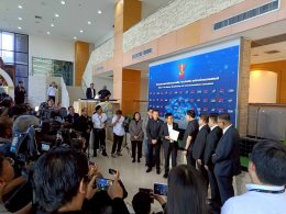 สมาคมโทรทัศน์ระบบดิจิตอล (ประเทศไทย) พร้อมด้วยผู้ประกอบกิจการโทรทัศน์ เข้ายื่นหนังสือต่อ ศาสตราจารย์คลินิก นพ.สรณ บุญใบชัยพฤกษ์