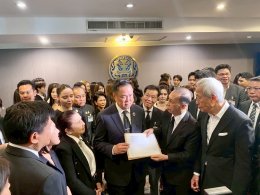 ทัพผู้นำอุตสาหกรรมบันเทิง ตบเท้าขอบคุณ นายกฯ หลัง ครม. ไฟเขียว Cash Rebate 