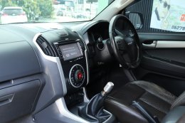 ISUZU D-MAX CAB 4 HI-LANDER 3.0 VGS Z PRESTIGE ปี 2013 ราคา 569,000 บาท