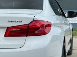 BMW 520D 2.0 SPORT AT (AB/ABS) ปี2017 ราคา 1,190,000 บาท