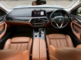 BMW 520D 2.0 SPORT AT (AB/ABS) ปี2017 ราคา 1,190,000 บาท