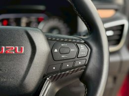 ISUZU MU-X 1.9 ULTIMATE AT (AB/ABS) ปี2022 ราคา 999,000 บาท 
