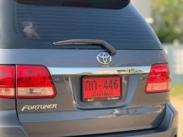 TOYOTA FORTUNER 3.0 V 4WD ปี2005 ราคา 299,000 บาท