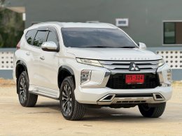 PAJERO SPORT 2.4 GT Premium 4WD AT ปี2020 ราคา 999,000 บาท 