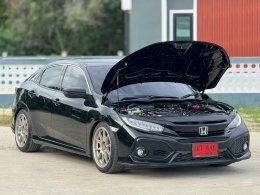 HONDA CIVIC FK 1.5 TURBO CVT HATCH ปี17 ราคา 729,000 บาท
