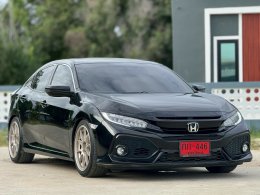 HONDA CIVIC FK 1.5 TURBO CVT HATCH ปี17 ราคา 729,000 บาท