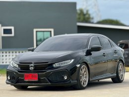 HONDA CIVIC FK 1.5 TURBO CVT HATCH ปี17 ราคา 729,000 บาท