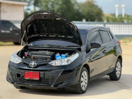 TOYOTA YARIS 1.2 J CVT HATCH ATปี2019 ราคา 369,000 บาท 