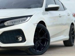 HONDA CIVIC FK 1.5 TURBO ปี2017 ราคา 729,000 บาท.