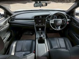 HONDA CIVIC FK 1.5 TURBO ปี2017 ราคา 729,000 บาท.