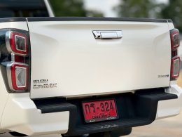 D-MAX CAB 4 1.9 HI-LANDER Z MT 1.9  ปี2020 ราคา 599000 บาท 