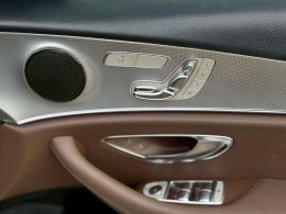 Mercedes-Benz E350e Exclusive Plug-in Hybridปี 2017 ราคา 899,000 บาท 
