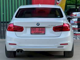 BMW 320D 2.0 F30 ICONIC  ปี 2016 ราคา 859,000 บาท