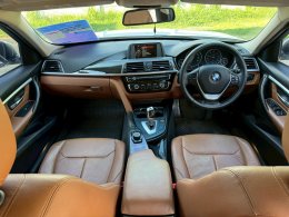 BMW 320D 2.0 F30 ICONIC  ปี 2016 ราคา 859,000 บาท