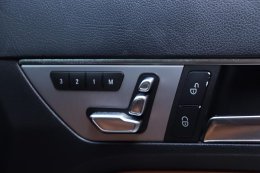 Mercedes-Benz E 200 [W207] Facelift  AMG Dynamic ปี 2014 ราคา 999,000 บาท