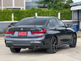 BMW 330E 2.0 M-SPORT ( PLUG IN HYBRID ) ปี 2022 ราคา 1,690,000 บาท