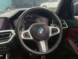 BMW 330E 2.0 M-SPORT ( PLUG IN HYBRID ) ปี 2022 ราคา 1,690,000 บาท