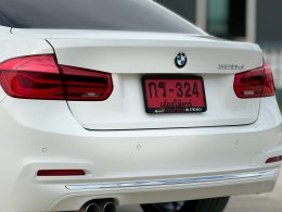 BMW 320D 2.0 F30 ICONIC  ปี 2016 ราคา 859,000 บาท 