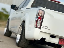 ISUZU D-MAX 1.9 LDA CAB4 MT ปี 2020 ราคา 529000 บาท 