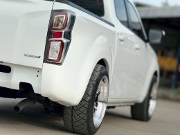 ISUZU D-MAX 1.9 LDA CAB4 MT ปี 2020 ราคา 529000 บาท 