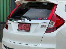 JAZZ 1.5 RS I-VTEC CVT HATCH (AB/ABS) AT ปี 2017 ราคา 489,000 บาท