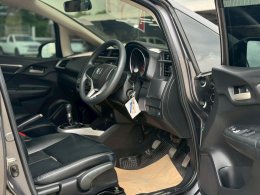 JAZZ 1.5 S I-VTEC MT HATCH (AB/ABS) MT ปี 2018 ราคา 429,000 บาท 