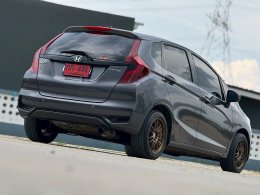 JAZZ 1.5 S I-VTEC MT HATCH (AB/ABS) MT ปี 2018 ราคา 429,000 บาท 