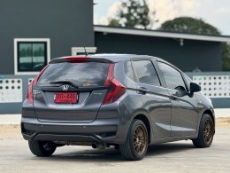 JAZZ 1.5 S I-VTEC MT HATCH (AB/ABS) MT ปี 2018 ราคา 429,000 บาท 
