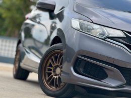 JAZZ 1.5 S I-VTEC MT HATCH (AB/ABS) MT ปี 2018 ราคา 429,000 บาท 