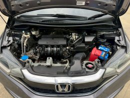 JAZZ 1.5 S I-VTEC MT HATCH (AB/ABS) MT ปี 2018 ราคา 429,000 บาท 