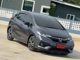 JAZZ 1.5 RS+ I-VTEC CVT HATCH  AT ปี 2019 ราคา 539,000 บาท 