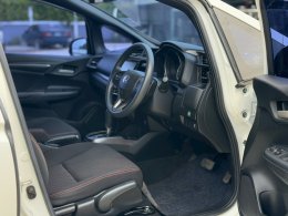 JAZZ 1.5 RS I-VTEC CVT HATCH (AB/ABS) ปี 2018 ราคา 469,000 บาท