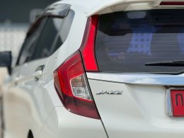 JAZZ 1.5 RS I-VTEC CVT HATCH (AB/ABS) ปี 2018 ราคา 469,000 บาท