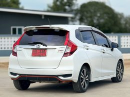 JAZZ 1.5 RS I-VTEC CVT HATCH (AB/ABS) ปี 2018 ราคา 469,000 บาท