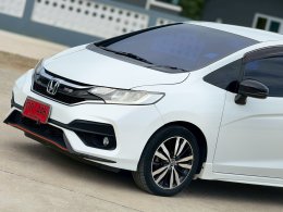 JAZZ 1.5 RS I-VTEC CVT HATCH (AB/ABS) ปี 2018 ราคา 469,000 บาท