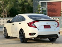 HONDA CIVIC FC 1.5 RS ปี 2017 ราคา 699,000 บาท 