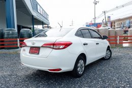 TOYOTA YARIS 1.2 CVT ปี 2018 ราคา 429,000 บาท