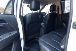 ISUZU D-MAX CAB 4 HI-LANDER 1.9 DDI Z PRESTIGE AT AB ABS ปี 2017 ราคา 729,000 บาท