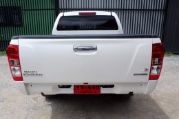 ISUZU D-MAX CAB 4 HI-LANDER 2.5  ปี 2013 ราคา 499,000 บาท