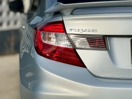 HONDA CIVIC 1.8 E I-VTEC AT FB ปี2013 ราคา279,000บาท