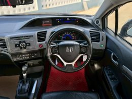HONDA CIVIC 1.8 E I-VTEC AT FB ปี2013 ราคา279,000บาท