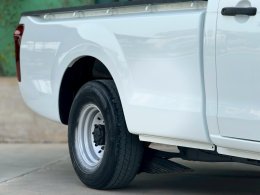 ISUZU D-MAX SPARK 3.0 S DDI (AB) MT ปี2018 ราคา399,000บาท