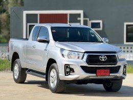 TOYOTA HILUX REVO SMART CAB2.4PRERUNNER E AT ปี2018 ราคา499,000บาท