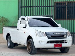 ISUZU D-MAX SPARK 3.0 S DDI (AB) MT ปี2018 ราคา399,000บาท