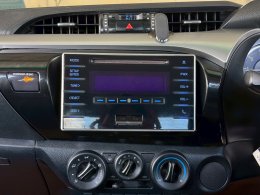 TOYOTA HILUX REVO SMART CAB2.4PRERUNNER E AT ปี2018 ราคา499,000บาท