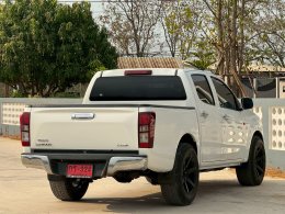 ISUZU D-MAX CAB 4 1.9 S MT (AB) ปี2017 ราคา379,000 บาท