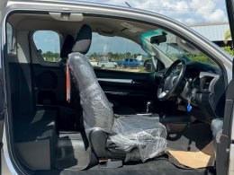 TOYOTA HILUX REVO SMART CAB2.4PRERUNNER E AT ปี2018 ราคา499,000บาท