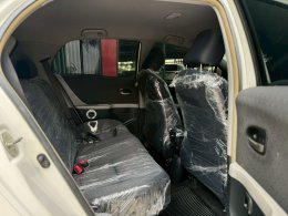 TOYOTA YARIS 1.5 J AT HATCH ปี2010 ราคา 149,000บาท